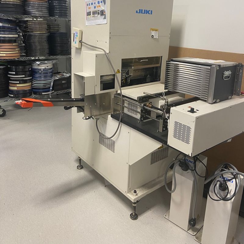 Juki 2080 with Tray Elevator